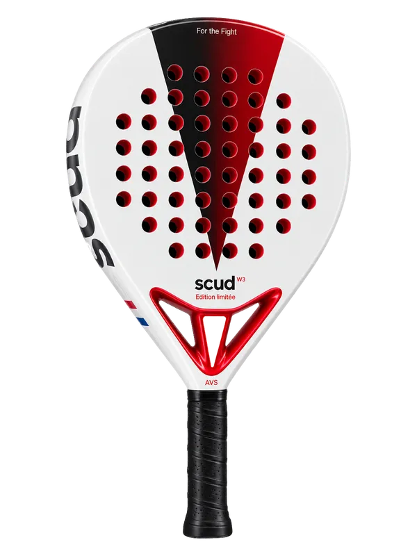 Raquette de padel SCUD White S3 blanche avec chevron rouge et noir et cœur AVS rouge, vue de face